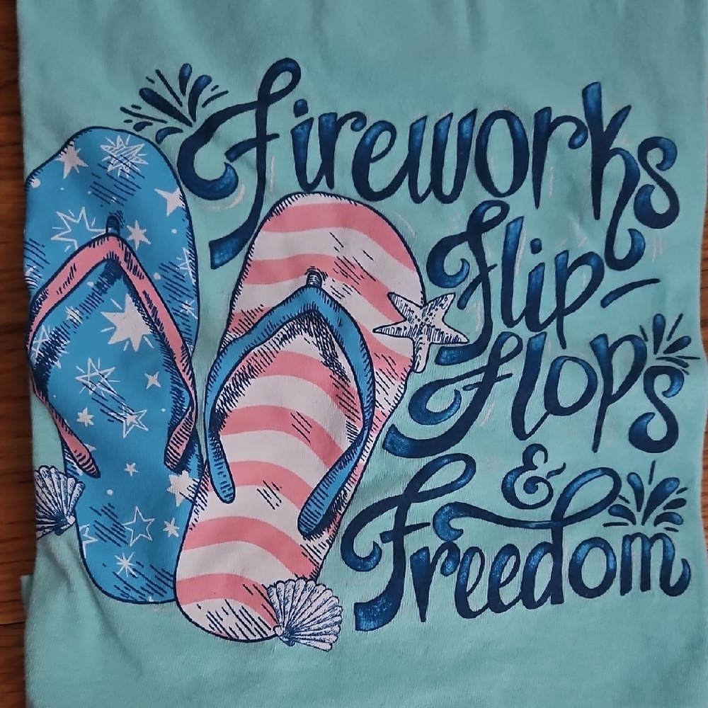 Blue and Red July 4th Graphic Tee Size Xlarge